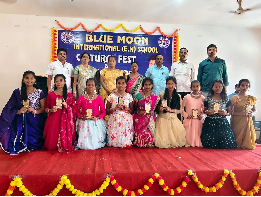 Girls cultural and sports prizes